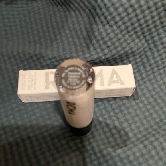 RCMA Diamond Shine Lipgloss - Picture 4 of 4